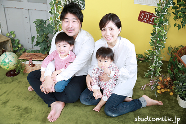 1歳お誕生日記念、ご家族で楽しく撮影！