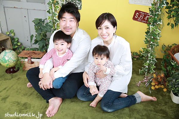 家族で一緒に記念写真！【1歳お誕生日記念】
