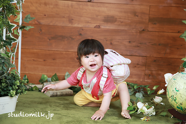 1歳お誕生日おめでとう！姉妹とご家族と一緒に。